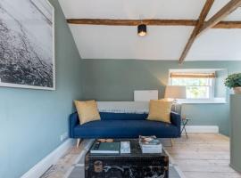 Talliers Cottage - Characterful & Central, hotel in Cirencester