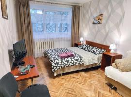 Zemu izmaksu kategorijas viesnīca Bright and cozy apartments in the center pilsētā Vinnica