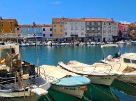 Amorino Cres - Old Town House, chalupa v destinaci Cres