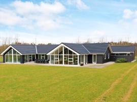 15 person holiday home in Højslev, hotel v destinaci Højslev