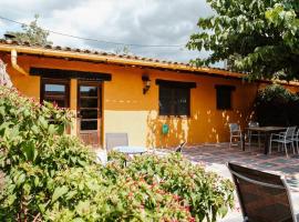 La Viña. Casa rural en el campo, kuća za odmor ili apartman u gradu 'Tordera'