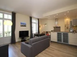 Hyper Centre Mont-Dore: T3 spacieux avec balcon et WiFi, à côté des Thermes - FR-1-608-23