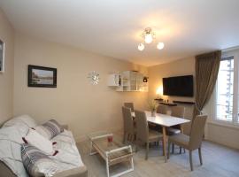 Le Mont-Dore - Charmant T3 en plein centre-ville avec accès WiFi, proche thermes et commodités - FR-1-608-28, hotel en Mont-Dore