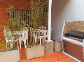 Viesu nams HABITACIONES en casa palermo con terraza y parrilla Buenosairesā
