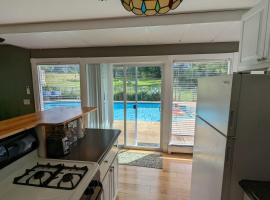 Pool Cottage, holiday home in Gilford