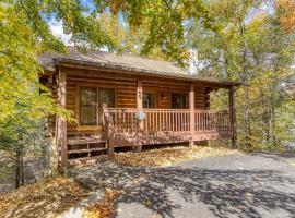 Cuddlin' Up, Er209 - Luxury At Its Finest And Location That Can't Be Beat! cabin, Hotel in Pigeon Forge