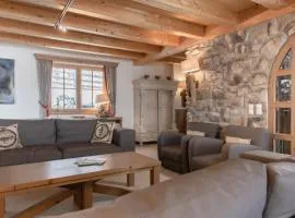 AvenidA Panorama Chalet by Alpin Rentals