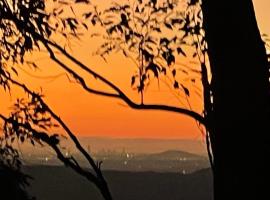 Tambaridge Bed & Breakfast, luxury hotel in Eagle Heights