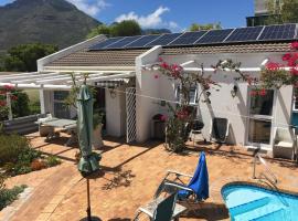 Sunbird, holiday home in Hout Bay