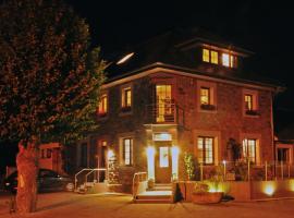 SLEEP INN Bed&Breakfast: Amblève şehrinde bir otel