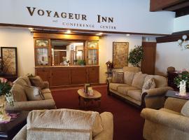Voyageur Inn and Conference Center, hotel in Reedsburg
