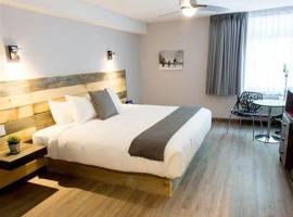 Hôtel Far Hills: Val-Morin şehrinde bir 3 yıldızlı otel