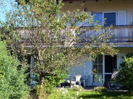 Ferienwohnung Am Anger, hotel v destinaci Samerberg