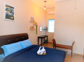 BASAR HOUSE SUITES RHU 10/ PENARIK, chalet di Kampong Ru Sepuloh