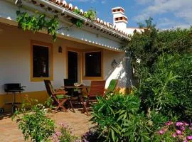 Vale do Guizo: Casa Poente on the contryside, close by the sea.