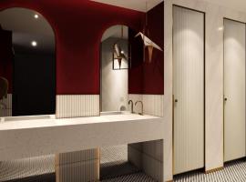 Voco Chongqing Chaotianmen, hotel poblíž Mezinárodní letiště Chongqing Jiangbei - CKG, Čchung-čching