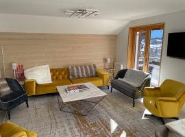 Duplex rénové 2020, 4 chambres, balcon, parking à La Clusaz - FR-1-459-171, khách sạn ở La Clusaz