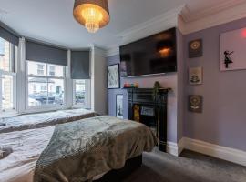 Springfield Place - 3 Bed Central Reading - Sleeps 6 - Free Parking, casa en Reading