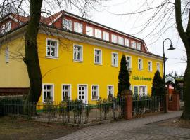 Landgasthof zur krummen Linde, auberge à Stolpe