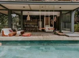 Cenote + Swim-Up + Luxury Condo