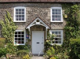 Enniskerry - The Loves Cottage, hotel berdekatan Royal Bath and West Showground, Shepton Mallet