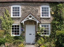 Enniskerry - The Loves Cottage, ξενοδοχείο σε Shepton Mallet
