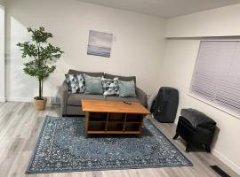 Upstairs newly renovated 2bed suite near skytrain, hotel Port Coquitlamban