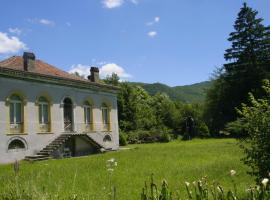 Villa Pradias, rumah liburan di Loures-Barousse