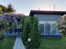 Krapets Holiday Villas, feriebolig i Krapets