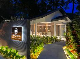 Looma Private Pool Villas, villa in Pantai Cenang