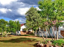 Thanda Manzi Country Hotel, cabin in Centurion