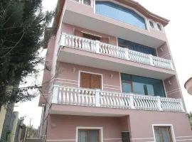 VILLA Dori Ani