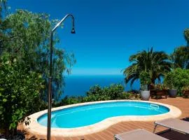 Sea view villa in Tijarafe, private pool.