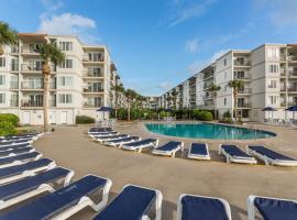 Beach Club, Unit 121 - Flip Flop Inn, Hotel in East End