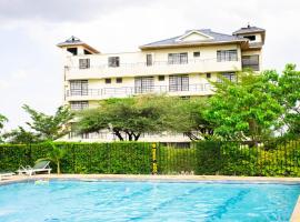 ROYAL ACACIA HOTEL ISIOLO, h&ocirc;tel avec parking &agrave; Tarbaj
