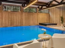 Åros Beach Cabin with Pool, Jacuzzi and Sauna