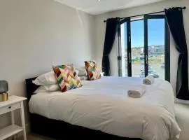 Beachfront Bliss Margate With Sea Views Sleeps 5