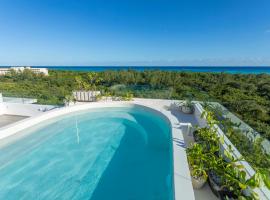 Suites Cielo y Mar, hotel v destinácii Playa del Carmen