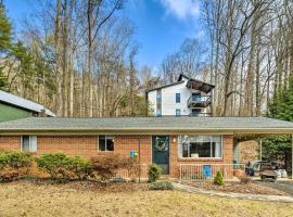 Asheville Area Bungalow Near Biltmore Estate, landsted i Arden