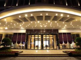 Haoyin Gloria Plaza Hotel, hotel near Guangzhou Baiyun International Airport - CAN, Huadu