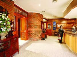 Hotel Bruce County: Mount Waverley şehrinde bir otoparklı otel