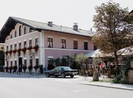 Hirzinger - Gasthaus und Hotel, hotel v destinaci Riedering