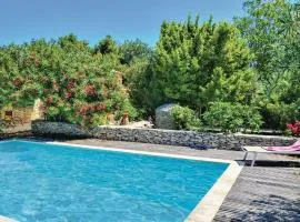 2 Bedroom Beautiful Home In Tavel