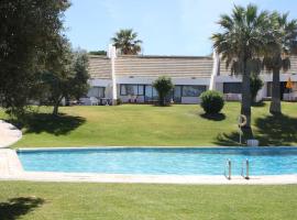 Mouragolf 3 bedroom townhouse, casa rústica em Vilamoura