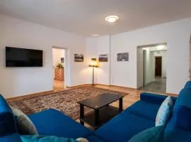 Apartmán LM - moderný a veľký 90m2 - v centre mesta