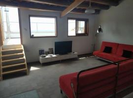 apartamento cerca de tren, playa y Barcelona