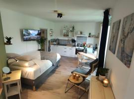 Cozy House + natuurtuin, eigen keuken en badkamer, apartment in Nijmegen