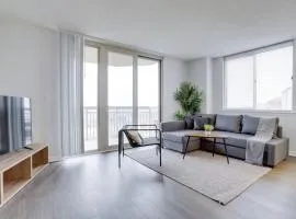 Fantastic 2 BR Condo at Ballston With City View