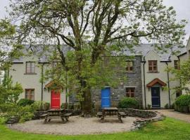 Burren Court Holiday Homes, sted at overnatte i Ballyvaughan