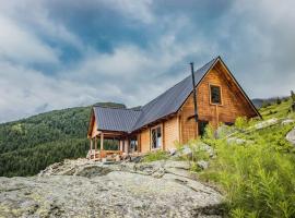 Mariash Woodhouse - Beleg Mountains: Deçan şehrinde bir kulübe